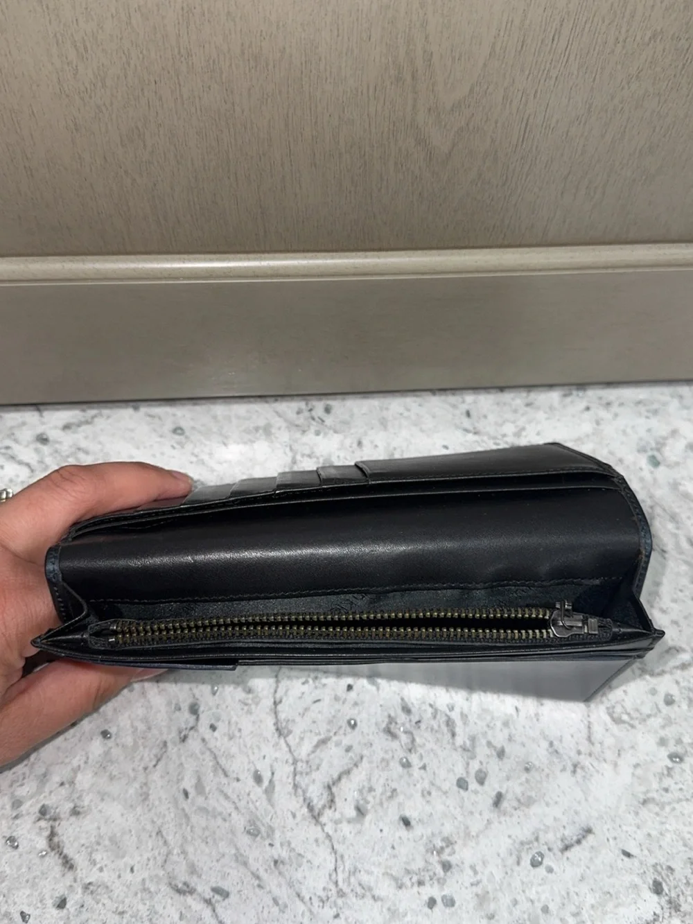 Calvin Klein Bifold Wallet Leather Card Holder Used Navy AUTHENTIC
